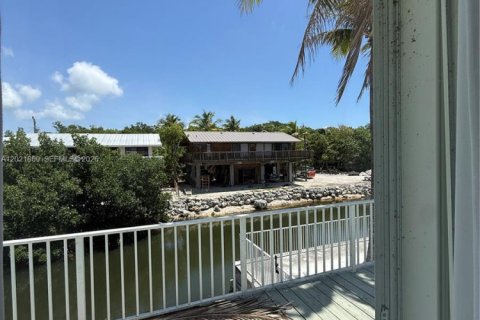 Villa ou maison à louer à Key Largo, Floride: 4 chambres, 182.83 m2 № 2328628 - photo 18