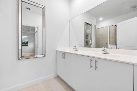Townhouse in Pembroke Pines, Florida 4 bedrooms, 166.57 sq.m. № 2086121 - photo 23