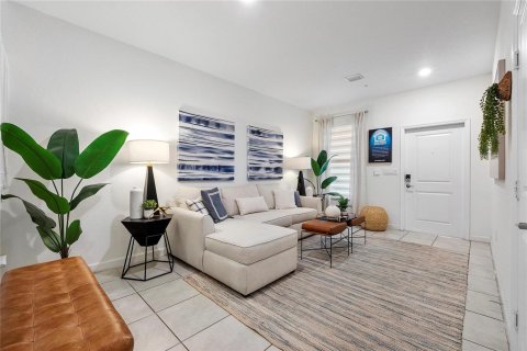 Townhouse in Pembroke Pines, Florida 4 bedrooms, 166.57 sq.m. № 2086121 - photo 7