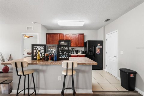 House in Winter Haven, Florida 3 bedrooms, 158.96 sq.m. № 2117616 - photo 12