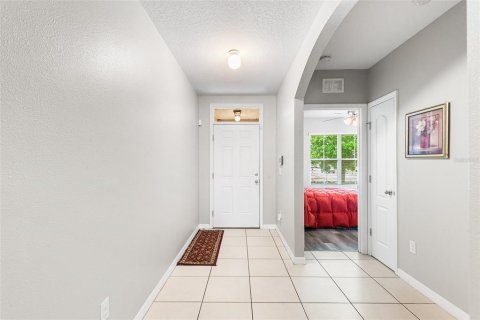 House in Winter Haven, Florida 3 bedrooms, 158.96 sq.m. № 2117616 - photo 7