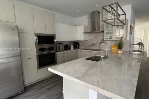 Touwnhouse à louer à Doral, Floride: 4 chambres, 171.87 m2 № 2045243 - photo 14