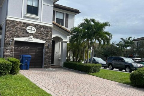 Touwnhouse à Doral, Floride 4 chambres, 171.87 m2 № 2045243