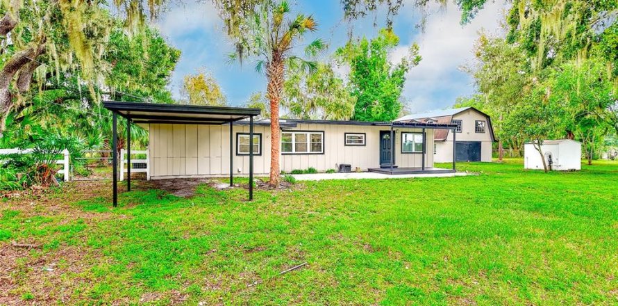 House in Dover, Florida 2 bedrooms, 125.23 sq.m. № 1853664