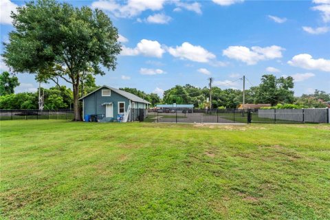 Propiedad comercial en venta en Brandon, Florida, 64.66 m2 № 1673845 - foto 15