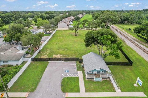 Propiedad comercial en venta en Brandon, Florida, 64.66 m2 № 1673845 - foto 19