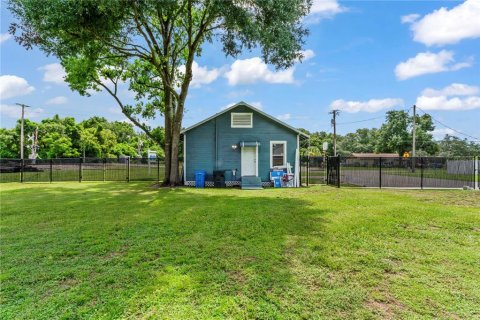 Propiedad comercial en venta en Brandon, Florida, 64.66 m2 № 1673845 - foto 14