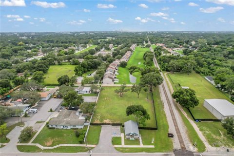 Propiedad comercial en venta en Brandon, Florida, 64.66 m2 № 1673845 - foto 22