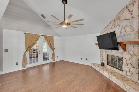 House in Gibsonton, Florida 4 bedrooms, 232.81 sq.m. № 1815319 - photo 12