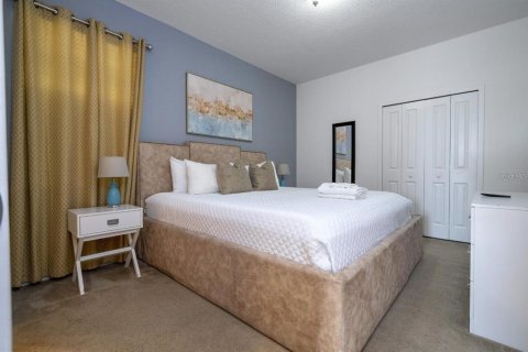 Villa ou maison à louer à Kissimmee, Floride: 5 chambres, 294.04 m2 № 2155892 - photo 22