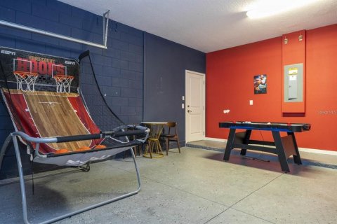 Villa ou maison à louer à Kissimmee, Floride: 5 chambres, 294.04 m2 № 2155892 - photo 29