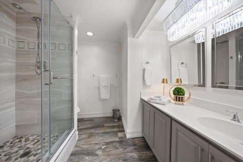 Condo in Belleair, Florida, 2 bedrooms  № 2134407 - photo 14
