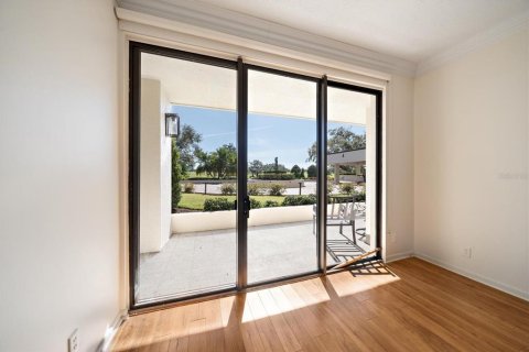 Condo in Belleair, Florida, 2 bedrooms  № 2134407 - photo 25