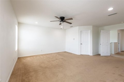 Villa ou maison à louer à Riverview, Floride: 4 chambres, 234.86 m2 № 2416344 - photo 2