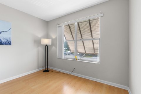 Condo in Fort Lauderdale, Florida, 1 bedroom № 2402468 - photo 21
