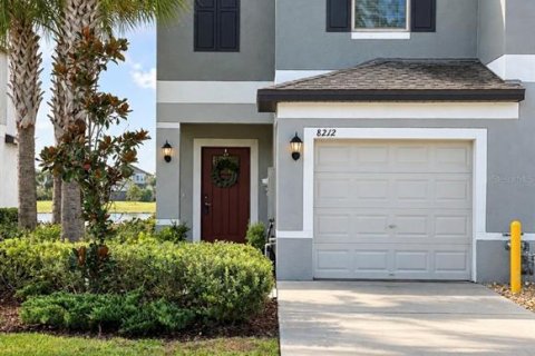 Townhouse in New Port Richey, Florida 2 bedrooms, 143.16 sq.m. № 2349596