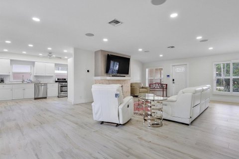 Villa ou maison à louer à Fort Lauderdale, Floride: 3 chambres, 241.55 m2 № 2146790 - photo 7