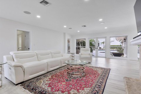 Villa ou maison à louer à Fort Lauderdale, Floride: 3 chambres, 241.55 m2 № 2146790 - photo 4