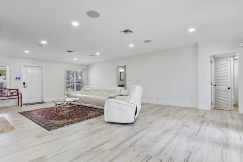 Villa ou maison à louer à Fort Lauderdale, Floride: 3 chambres, 241.55 m2 № 2146790 - photo 5