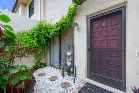 Townhouse in Boca Raton, Florida 2 bedrooms, 132.48 sq.m. № 1980672 - photo 3