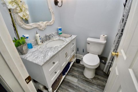 House in Ormond Beach, Florida 3 bedrooms, 223.06 sq.m. № 2218126 - photo 22