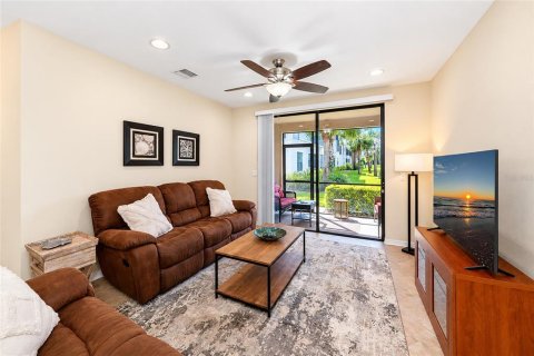Condo in Bradenton, Florida, 3 bedrooms  № 2430558 - photo 9