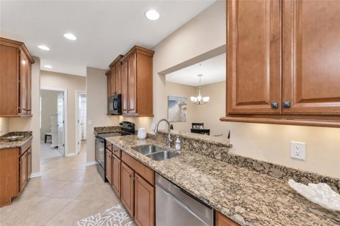 Condo in Bradenton, Florida, 3 bedrooms  № 2430558 - photo 5