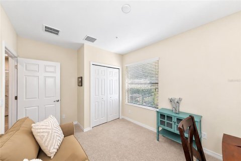 Condo in Bradenton, Florida, 3 bedrooms  № 2430558 - photo 24