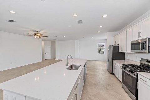 Condo in Lakewood Ranch, Florida, 3 bedrooms № 2217063 - photo 6