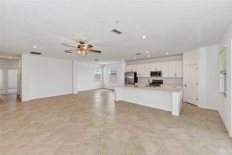 Condo in Lakewood Ranch, Florida, 3 bedrooms № 2217063 - photo 11