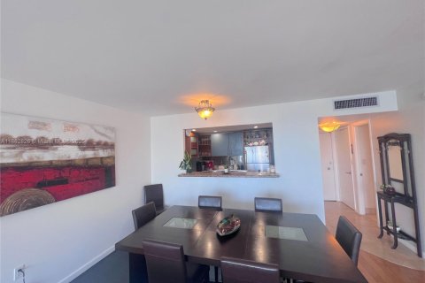 Купить кондоминиум в Майами-Бич, Флорида 1 спальня, 78.04м2, № 1958280 - фото 8