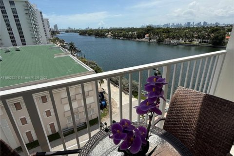 Купить кондоминиум в Майами-Бич, Флорида 1 спальня, 78.04м2, № 1958280 - фото 18