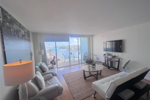 Купить кондоминиум в Майами-Бич, Флорида 1 спальня, 78.04м2, № 1958280 - фото 5