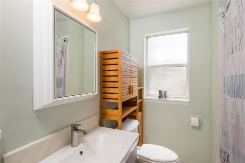 House in Tampa, Florida 3 bedrooms, 138.24 sq.m. № 1791543 - photo 20
