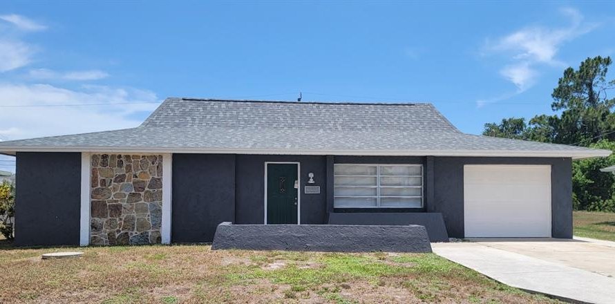 Casa en Port Charlotte, Florida 2 dormitorios, 103.4 m2 № 2155853