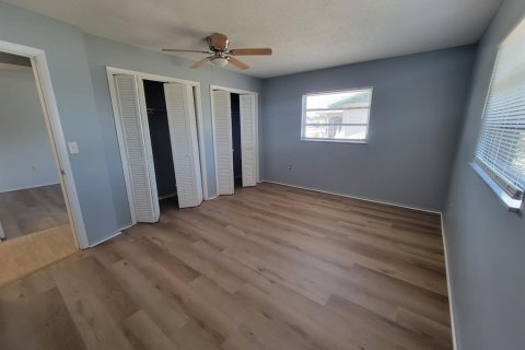 Casa en alquiler en Port Charlotte, Florida, 2 dormitorios, 103.4 m2 № 2155853 - foto 18