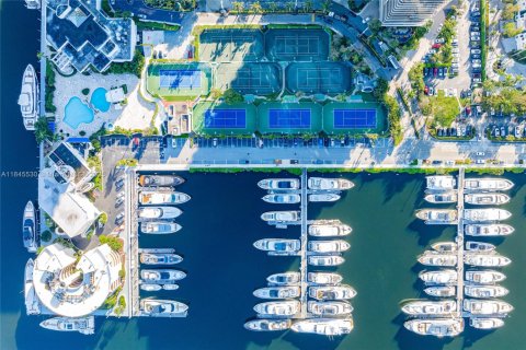Copropriété à louer à Aventura, Floride: 2 chambres, 141.4 m2 № 1842364 - photo 9
