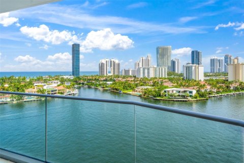Copropriété à louer à Aventura, Floride: 2 chambres, 141.4 m2 № 1842364 - photo 21