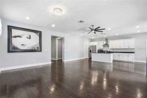 Купить виллу или дом в Тампа, Флорида 3 комнаты, 262.36м2, № 2236374 - фото 17