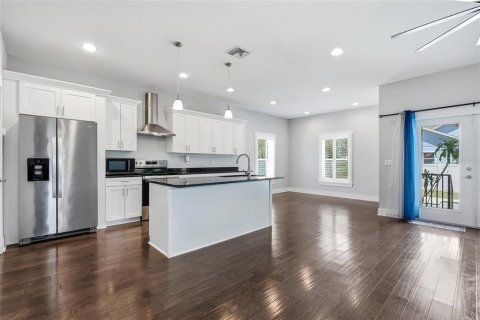 Купить виллу или дом в Тампа, Флорида 3 комнаты, 262.36м2, № 2236374 - фото 19