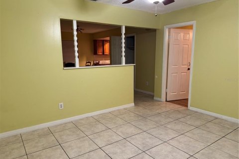 Casa en venta en Orlando, Florida, 3 dormitorios, 118.26 m2 № 1914392 - foto 2