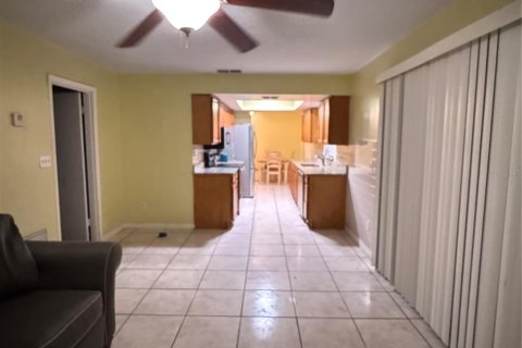 Casa en venta en Orlando, Florida, 3 dormitorios, 118.26 m2 № 1914392 - foto 13