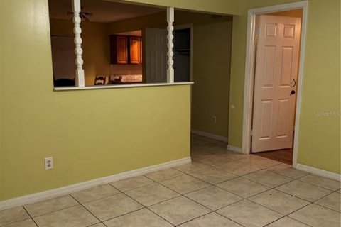 Casa en venta en Orlando, Florida, 3 dormitorios, 118.26 m2 № 1914392 - foto 3