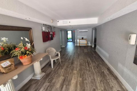 Condo in Delray Beach, Florida, 2 bedrooms  № 2245740 - photo 2