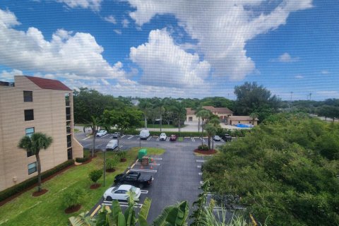 Condo in Delray Beach, Florida, 2 bedrooms  № 2245740 - photo 26