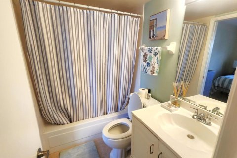 Condo in Delray Beach, Florida, 2 bedrooms  № 2245740 - photo 23