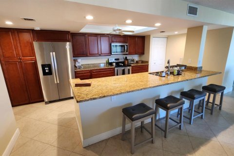 Condo in Delray Beach, Florida, 2 bedrooms  № 2245740 - photo 15