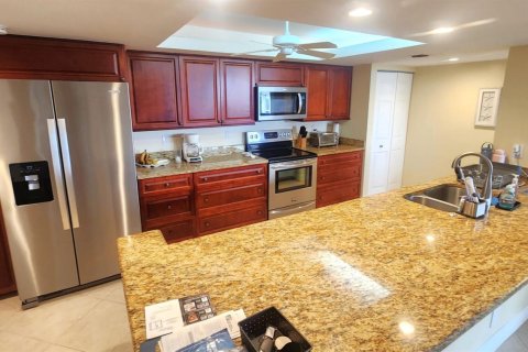 Condo in Delray Beach, Florida, 2 bedrooms  № 2245740 - photo 16