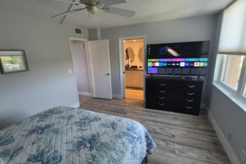 Condo in Delray Beach, Florida, 2 bedrooms  № 2245740 - photo 18