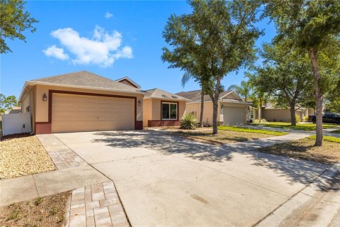 House in Ruskin, Florida 4 bedrooms, 162.49 sq.m. № 2151804 - photo 2